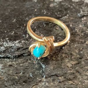 Vintage 14K Gold Native American Turquoise Ring